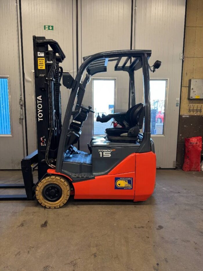 Toyota truck 8FBE15T