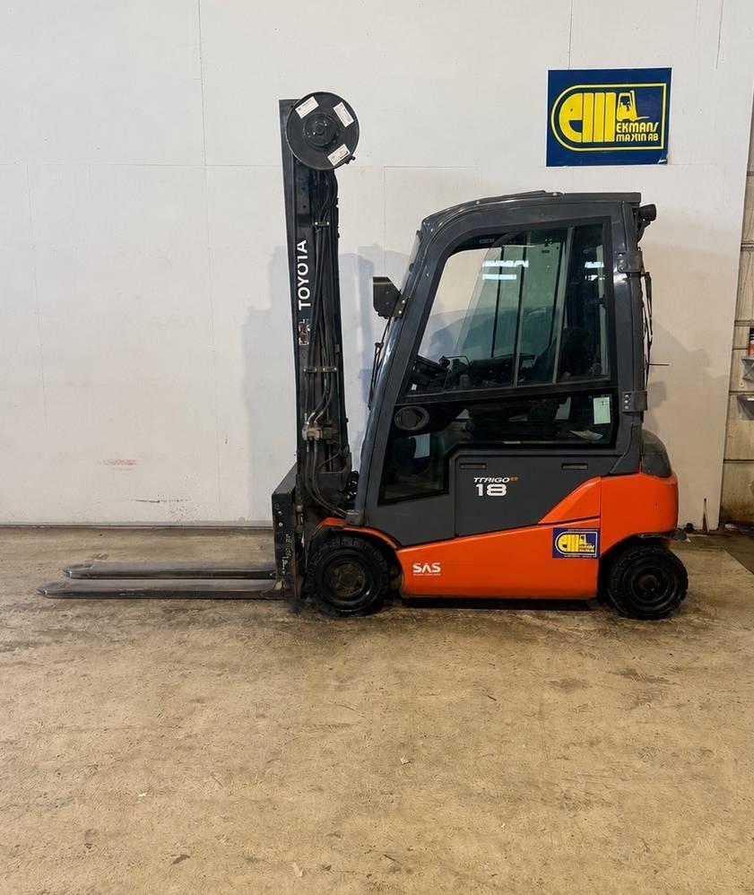 toyota-truck-8fbm18tf838cad9