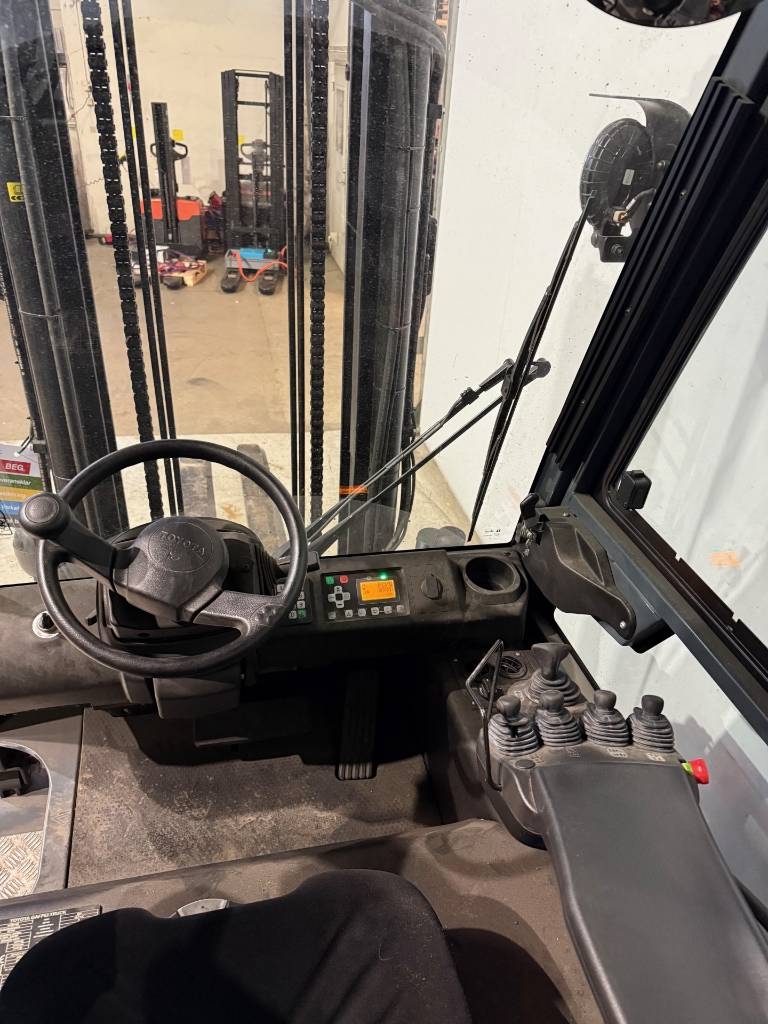 Toyota truck 8FBMT45 - Bild 3