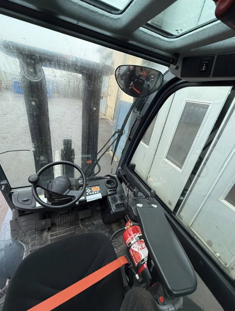 Toyota truck 8FD30F - Bild 2